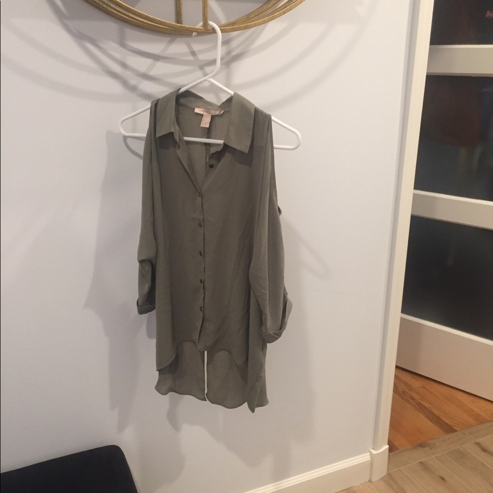 Forever 21 Contempary Button Down Cold Shoulder - image 1